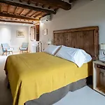And Wine Al Castello Отель типа 