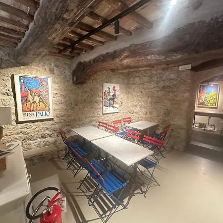 Bed & Breakfast And Wine Al Castello Monteriggioni