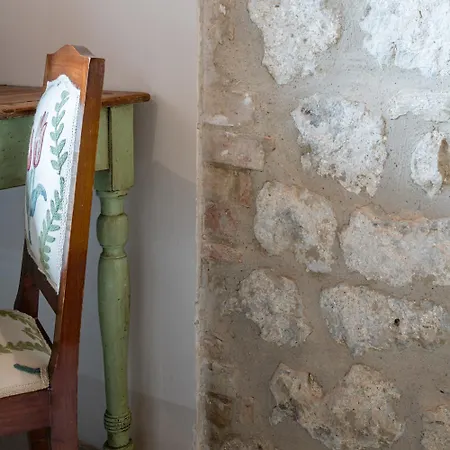 Bed & Breakfast And Wine Al Castello Monteriggioni