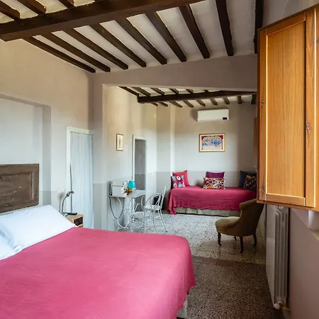 Couette-café And Wine Al Castello 3*