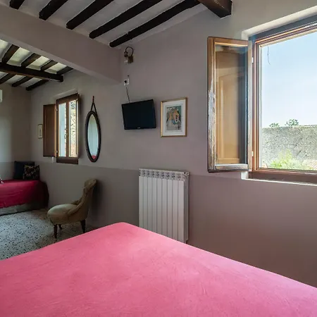 Couette-café And Wine Al Castello Monteriggioni