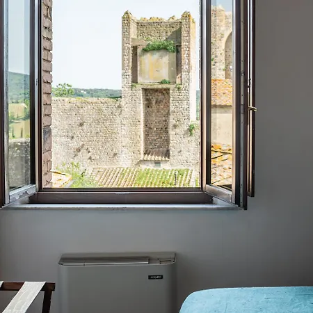 And Wine Al Castello Monteriggioni