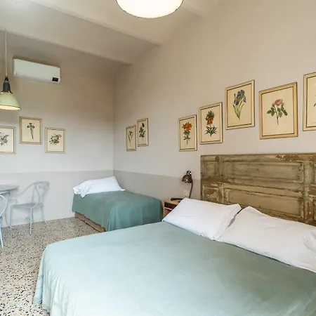 Bed & Breakfast And Wine Al Castello Monteriggioni