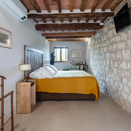 And Wine Al Castello Couette-café 3*