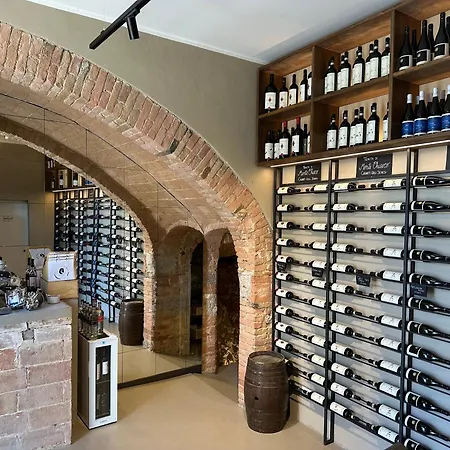And Wine Al Castello 3*