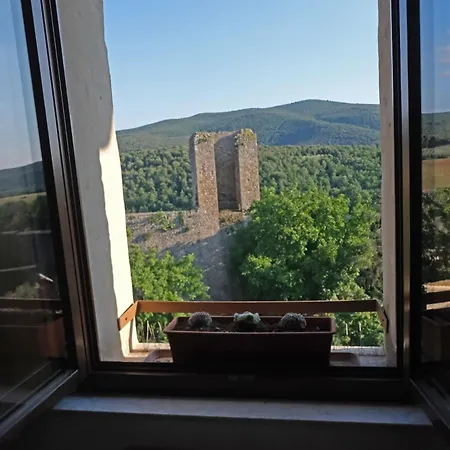 Rooms&wine Al Castello Bed & Breakfast Monteriggioni